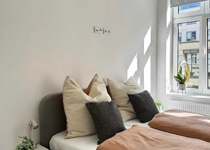 Modernes Am Marienplatz * Schwerin (Mecklenburg-Vorpommern)